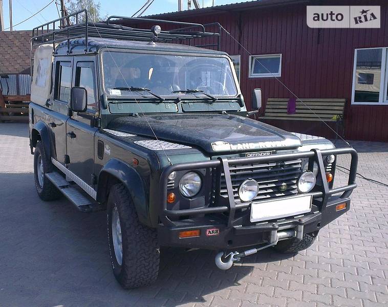 Land Rover Defender 2003