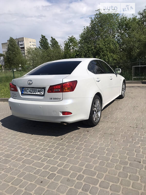 Лексус 220 фото