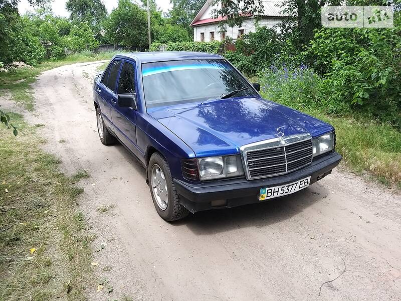 Mercedes-Benz 190 1988