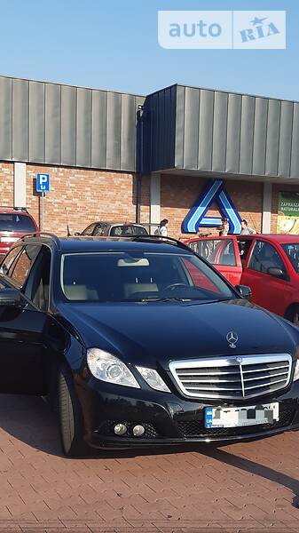 Mercedes-Benz E 200 2011