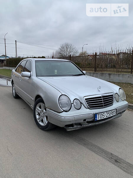 AUTO.RIA – Продам Mercedes-Benz E 270 2001 дизель 2.7 седан бу у Луцьку, ціна 1800 $