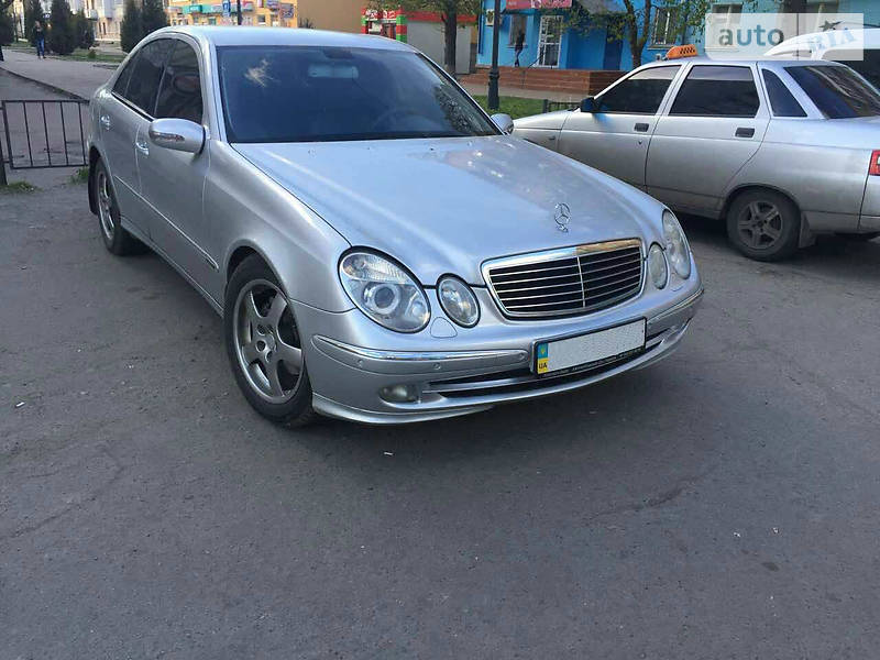Мерседес е класс 2003