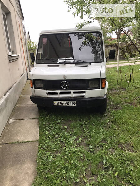 Mercedes-Benz Sprinter 208 груз.-пасс. 1991