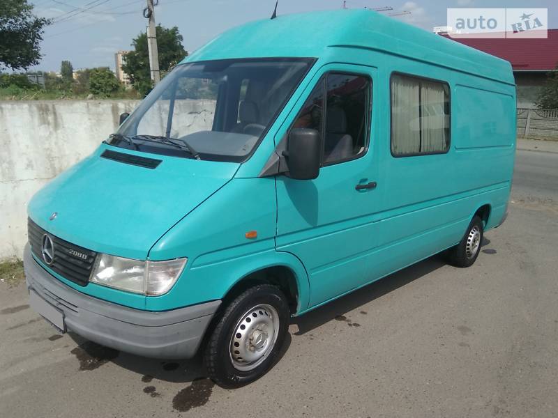 Мерседес спринтер 208. Sprinter 208.