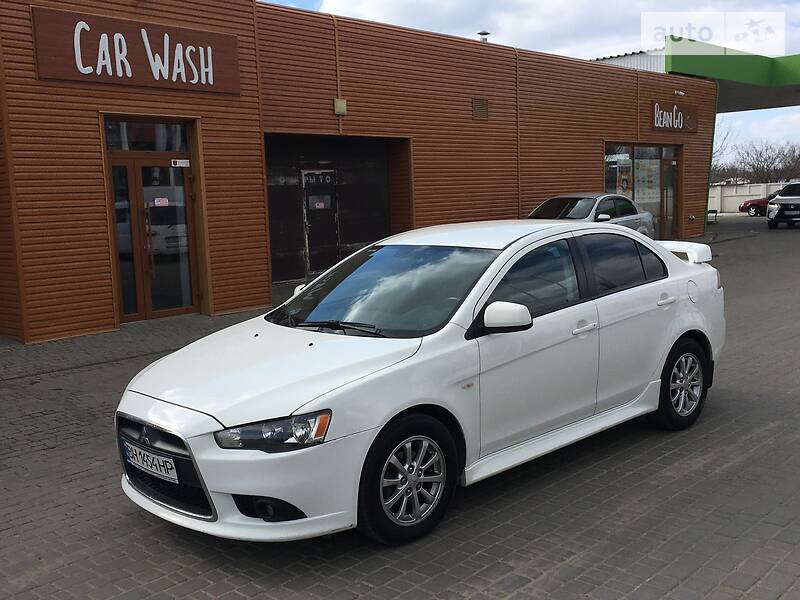 AUTO.RIA Продам Мітсубісі Лансер Ікс 2012 бензин 1.6 седан бу у Одесі
