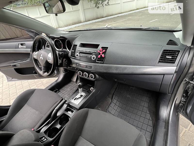 AUTO.RIA Продам Мітсубісі Лансер 2008 бензин 2.0 седан бу у Одесі