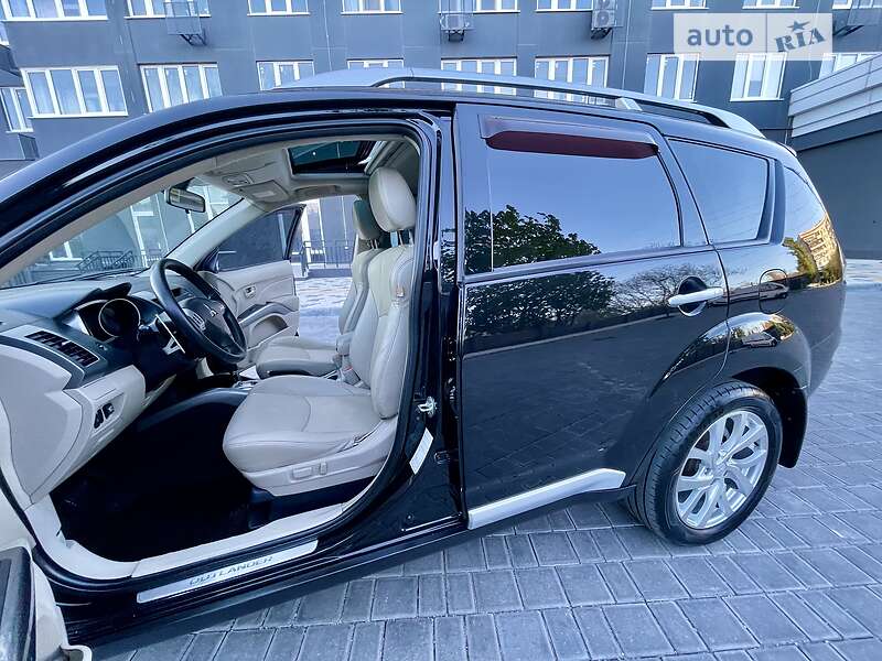 AUTO.RIA – Продам Митсубиси Аутлендер ХЛ 2009 газ пропан-бутан / бензин ...