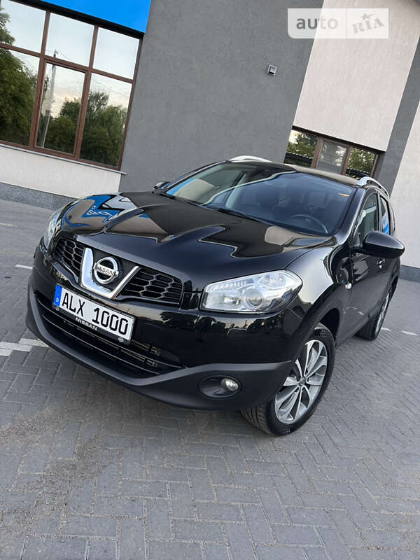 nissan qashqai 2 olx