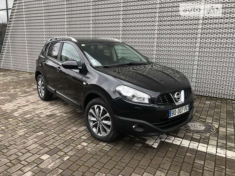 10 автомобілів, які можна купити у якості "першого авто" -