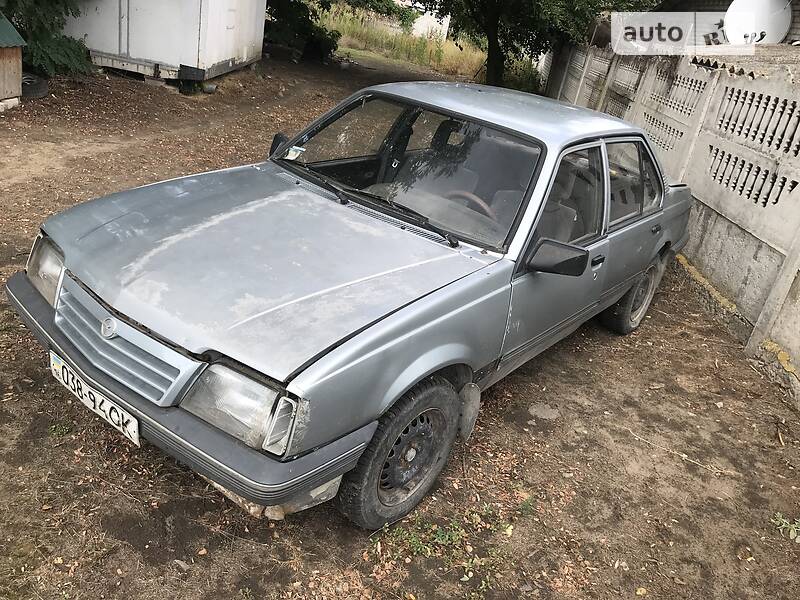 Авто бу опель аскона