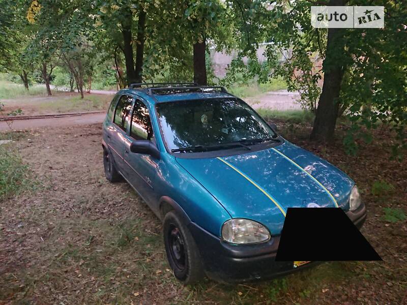 Опель корса 1996