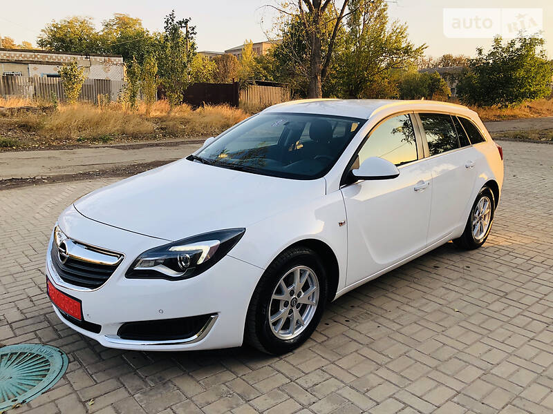 Auto Ria Prodam Opel Insigniya 15 Dizel 2 0 Universal Bu U Kostyantinivci Cina