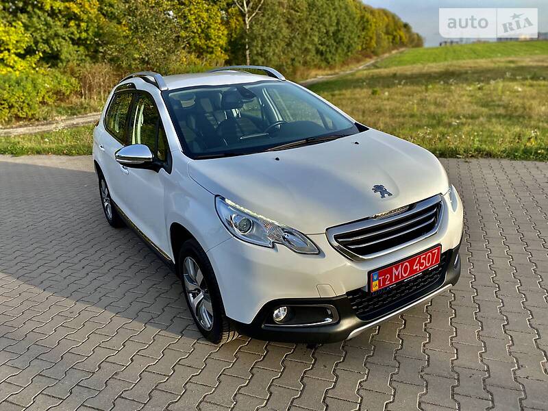 Peugeot 2008 ALLURE. E HD 2015