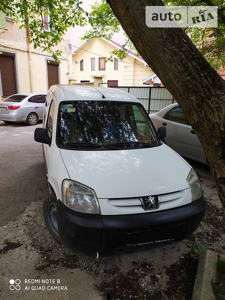 Peugeot Partner пасс. 2005
