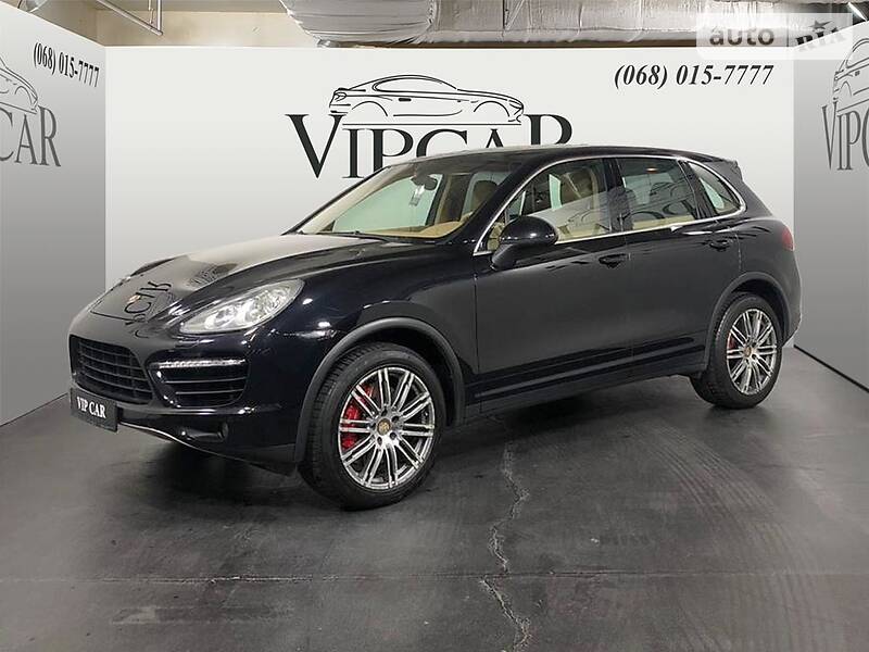 Porsche Cayenne Turbo 2011