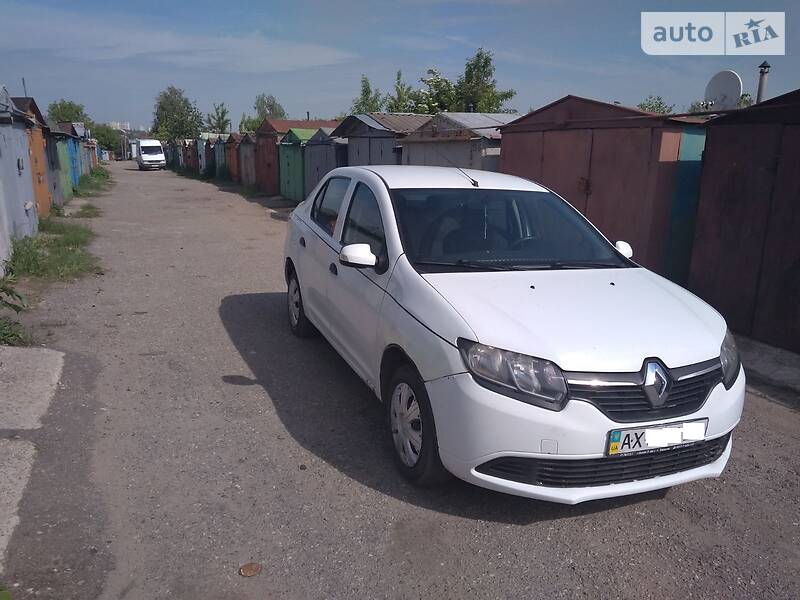 Renault Logan 2013