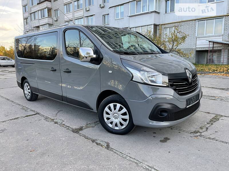 Фото Renault Trafic