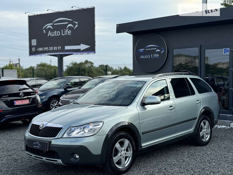 AUTO.RIA – Продам Шкода Октавия Скаут 2011 дизель 2.0 универсал бу в ...