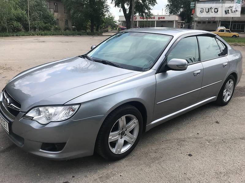 Субару легаси седан 2003