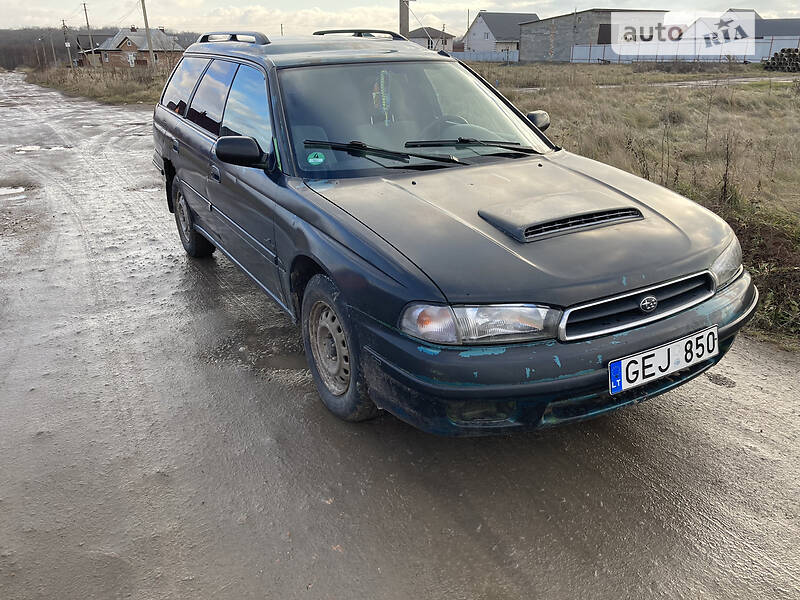 Субару легаси 2004 универсал