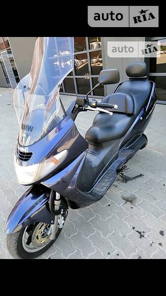 Suzuki Burgman 2003