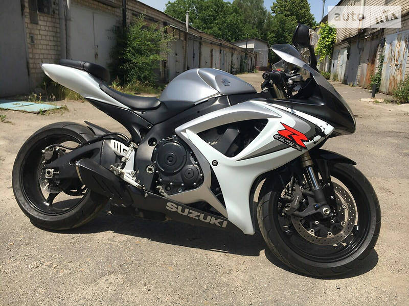 Сузуки гсх р 600