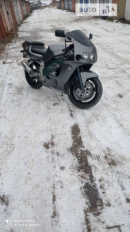 Сузуки гсх р 125