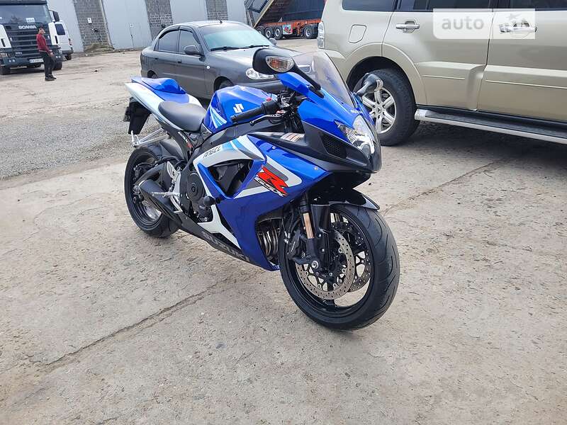 Сузуки гсх р 600