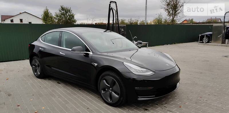 Tesla Model 3 Standard Plus 2019