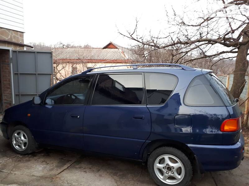 AUTO.RIA – Продам Тойота Пикник 2000 газ пропан-бутан / бензин 2.0 ...