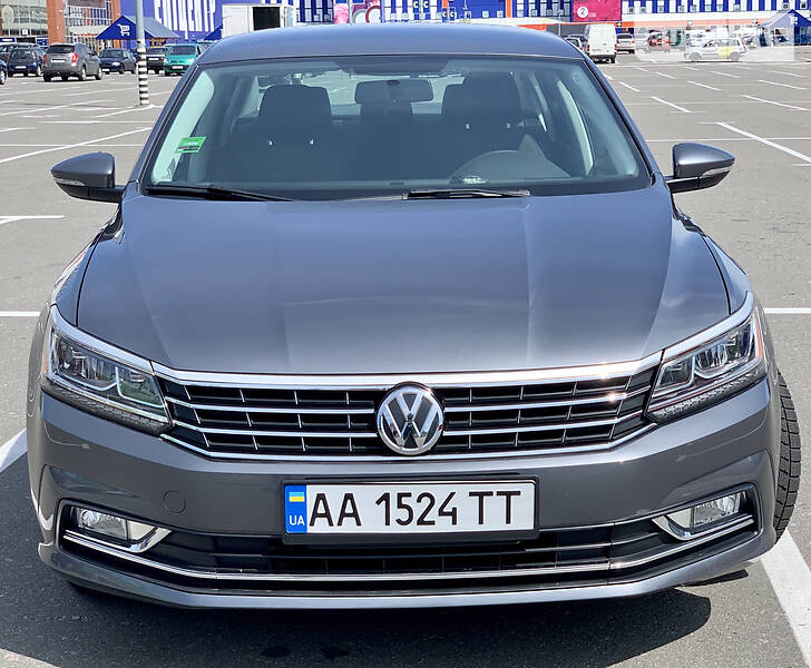 Volkswagen Passat B8 2016