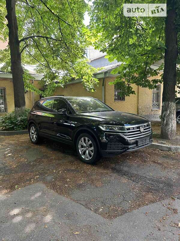 AUTO.RIA – Продам Фольксваген Туарег 2019 дизель 3.0 позашляховик ...