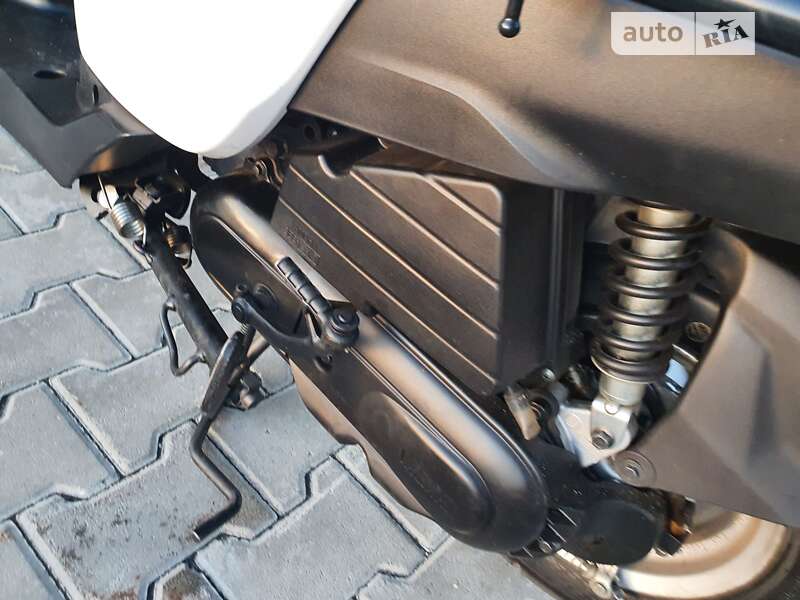 AUTO.RIA – Продам Ямаха Gear 4T
