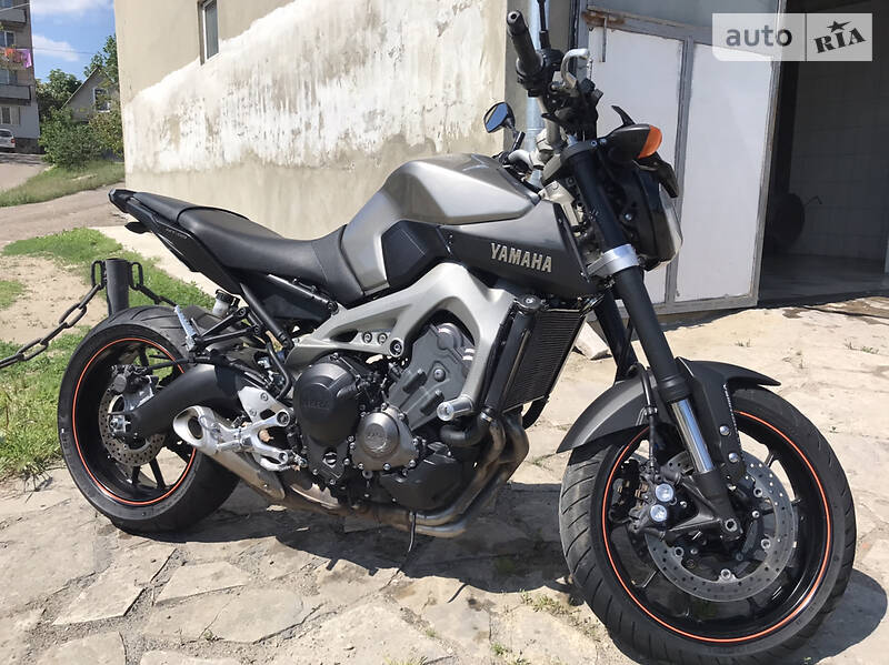 Yamaha MT-09 2013