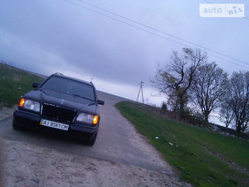 MERCEDES-BENZ 124 1994