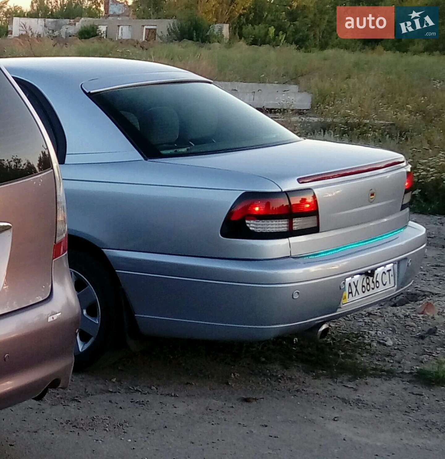 OPEL OMEGA 2000