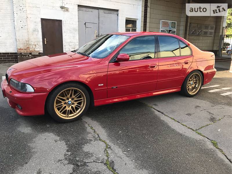 BMW M5 2000