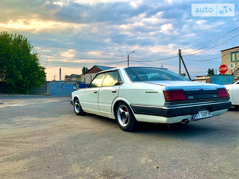 NISSAN CEDRIC 1987