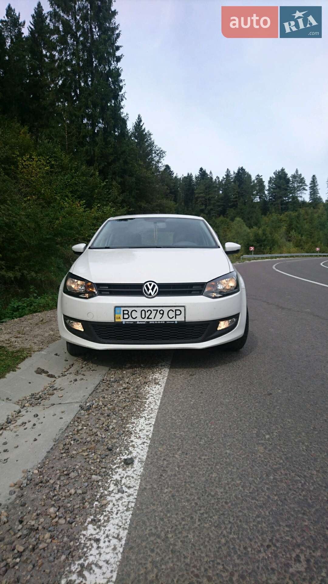 VOLKSWAGEN POLO 2011