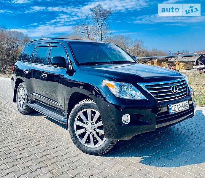 Lexus LX 2010