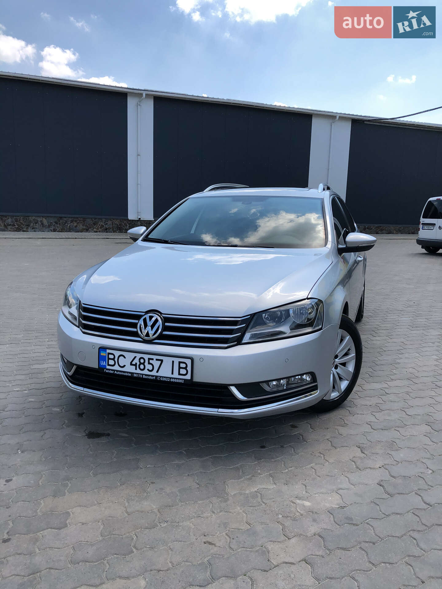 VOLKSWAGEN PASSAT 2014