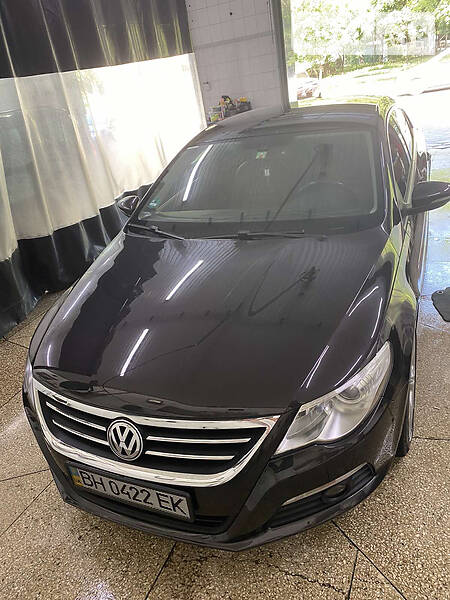 VOLKSWAGEN PASSAT CC 2010