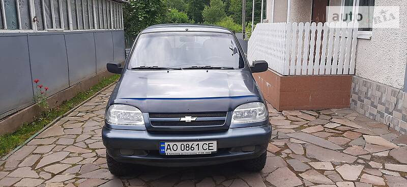 Chevrolet Niva 2008