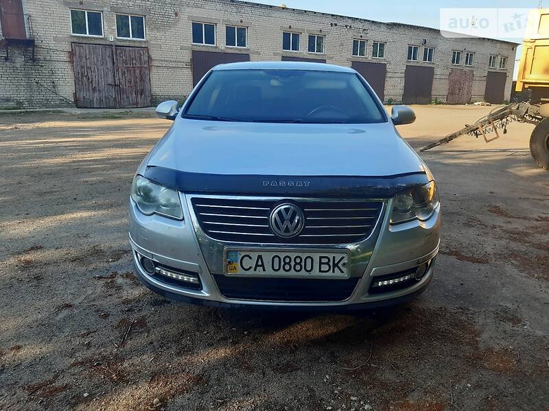 VOLKSWAGEN PASSAT 2008