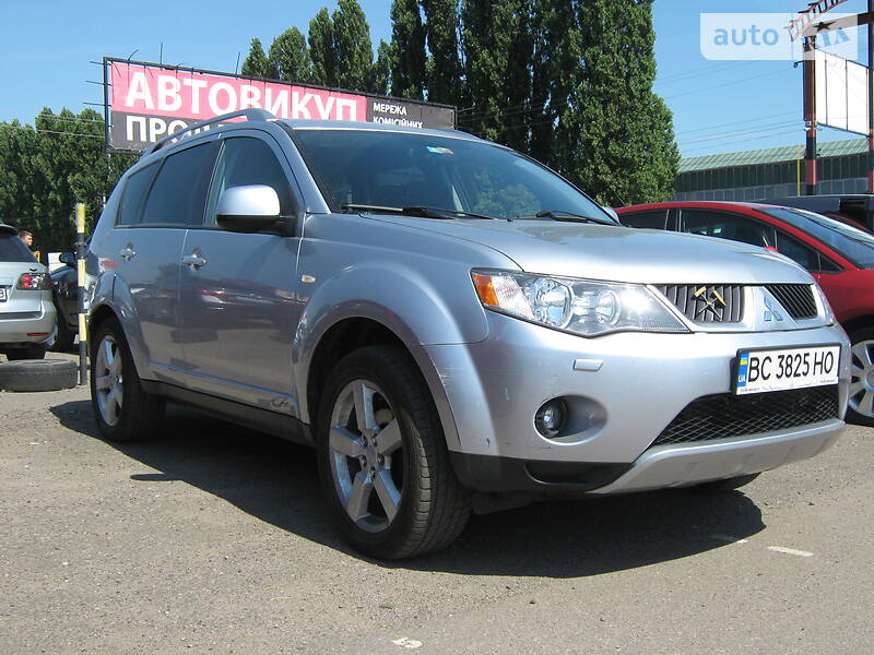 MITSUBISHI OUTLANDER 2008