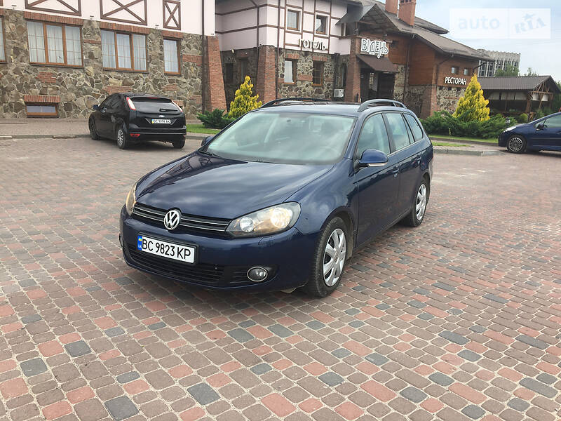 VOLKSWAGEN GOLF 2011