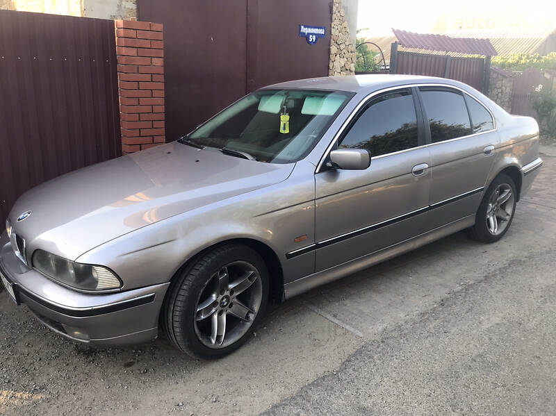 BMW 5 Series 1999