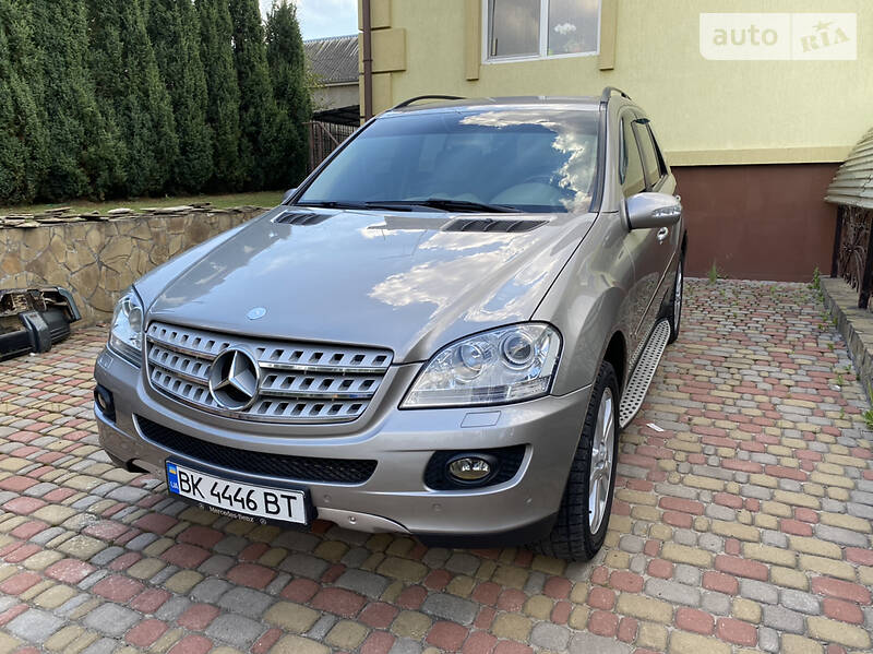 MERCEDES-BENZ ML 500 2006