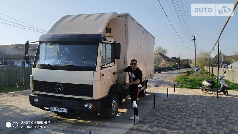Головне фото звіту автомобіля MERCEDES-BENZ 817 1994