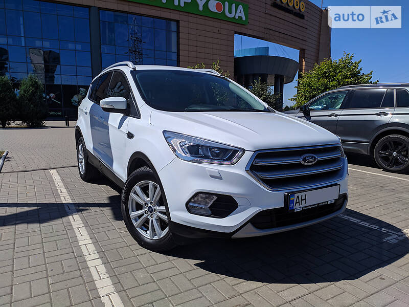 FORD KUGA 2018